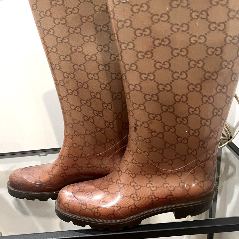 COPY - Gucci Signature Rain Boots good condition,Normal wear light scuffs,marks